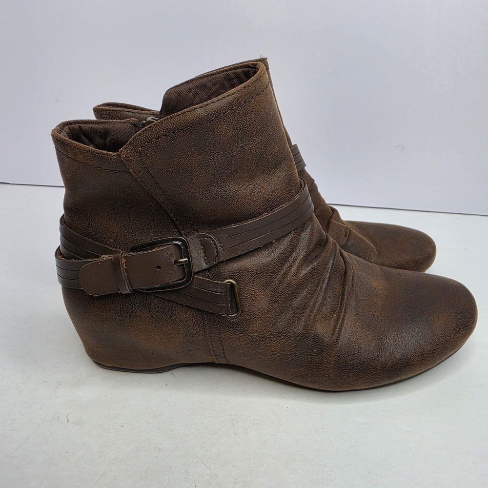 Baretraps Sunnie Ankle Boots Size 6.5M Zipper Closure Super Cute